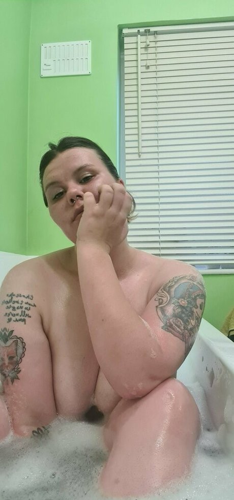 Foto di nudo di fuga di OnlyFans di Naughtyrosie