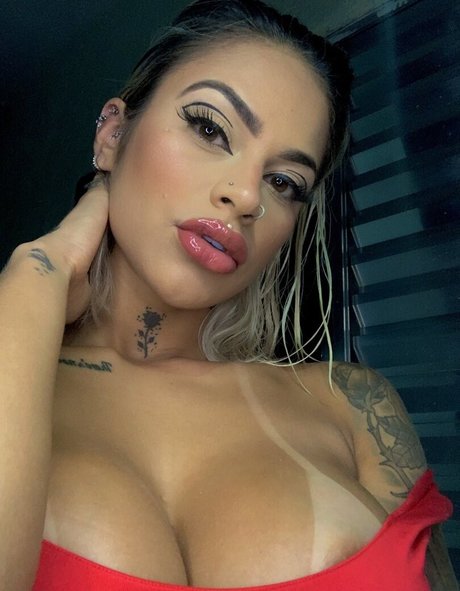 Foto di nudo di fuga di OnlyFans di Barbimayyy
