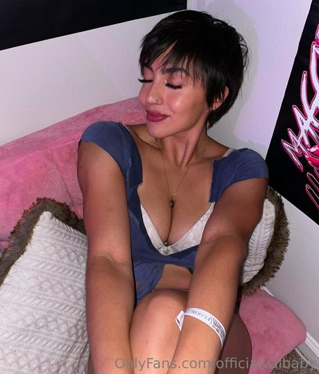 Foto di nudo di fuga di OnlyFans di Officialvalbaby