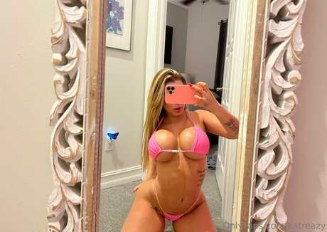 Foto di nudo di fuga di OnlyFans di Katrinavanessa