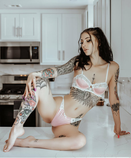 Foto di nudo di fuga di OnlyFans di Strawberrysqurtcake
