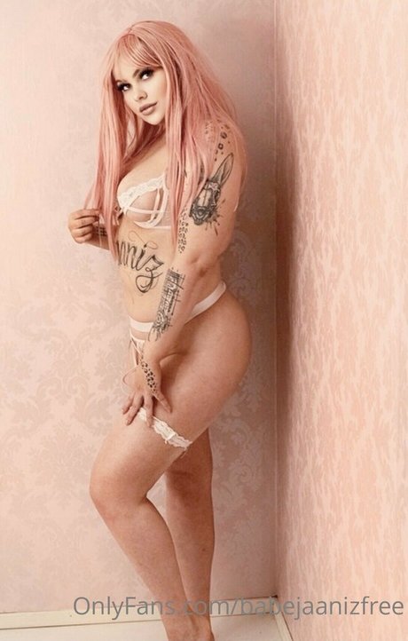 Foto di nudo di fuga di OnlyFans di Babejaanizfree