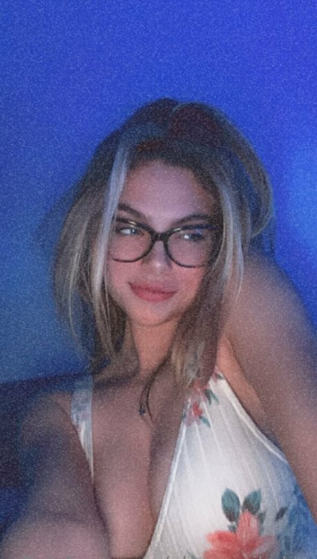 Foto di nudo di fuga di OnlyFans di Alannanikolee