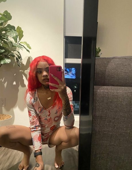 Foto di nudo di fuga di OnlyFans di Tiffanylannette