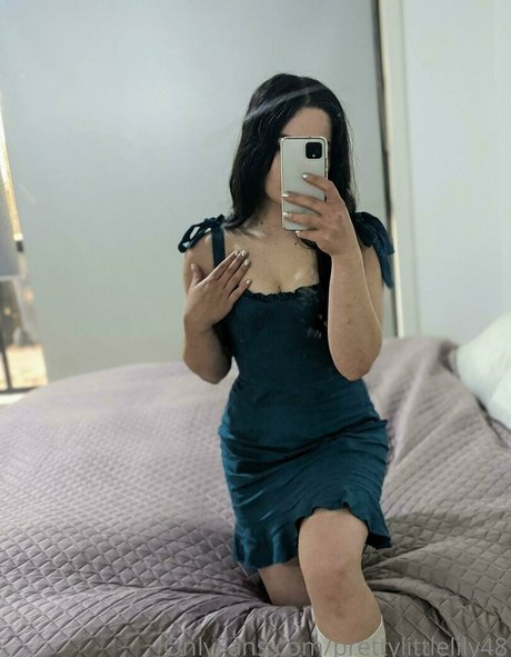 Prettylittlelily48