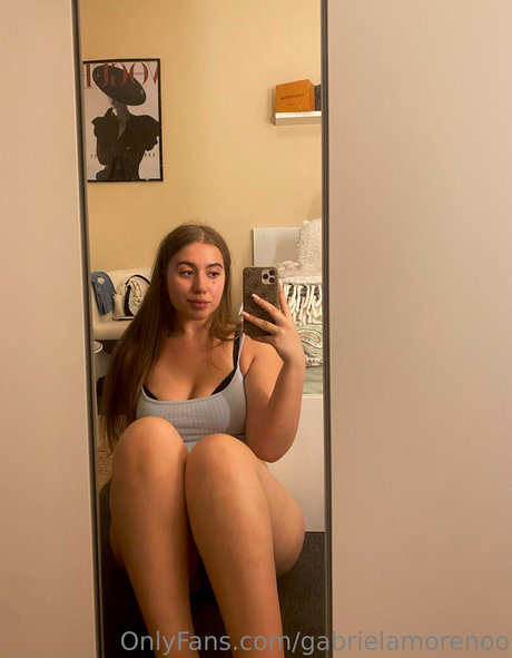 Foto di nudo di fuga di OnlyFans di Gabrielamorenoo