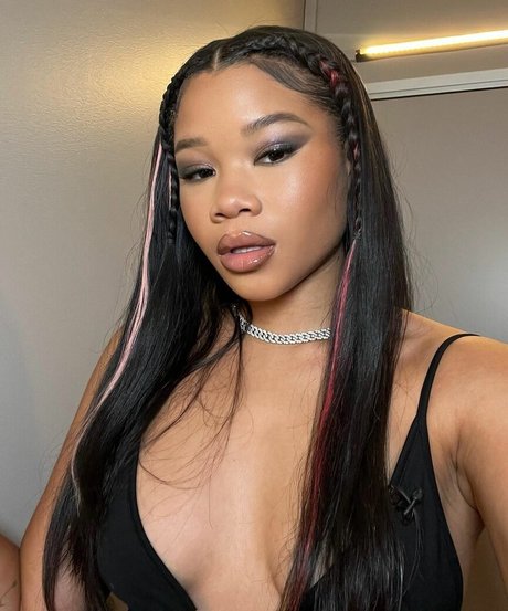 Foto di nudo di fuga di OnlyFans di Storm Reid
