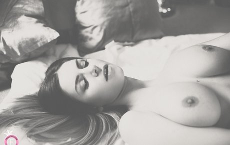 Foto di nudo di fuga di OnlyFans di Stella Cox