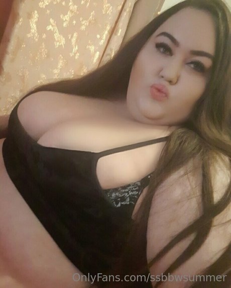 Foto di nudo di fuga di OnlyFans di Ssbbwsummer