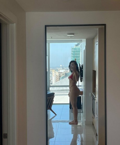 Foto di nudo di fuga di OnlyFans di Amela Omor