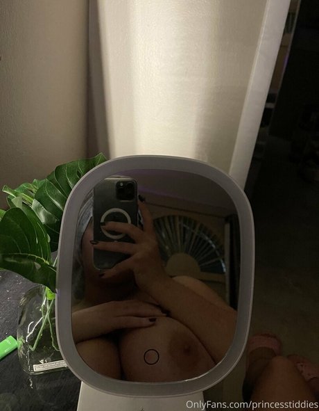 Foto di nudo di fuga di OnlyFans di Tiddiesbabe