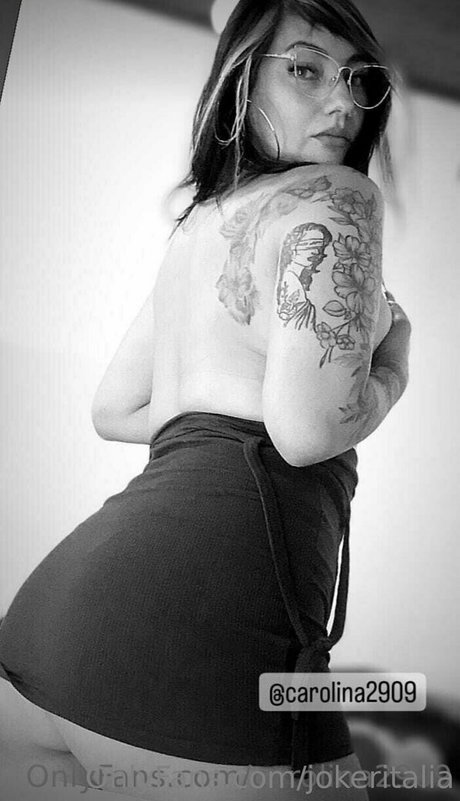 Foto di nudo di fuga di OnlyFans di Jokeritalia