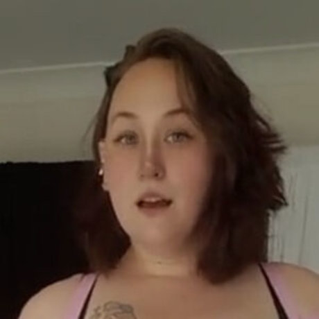 Foto di nudo di fuga di OnlyFans di Aussieoppaisenpai