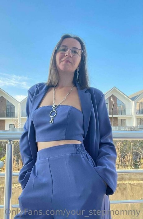 Yourstepmommy