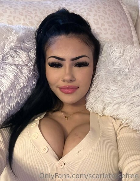 Foto di nudo di fuga di OnlyFans di Scarletrosefree