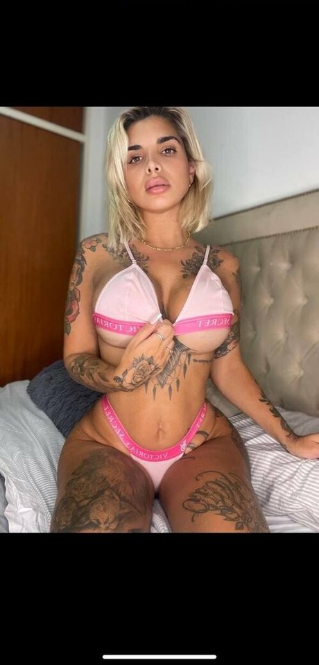 Foto di nudo di fuga di OnlyFans di Emmmas