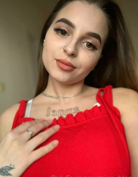 Foto di nudo di fuga di OnlyFans di Teenybabydolll