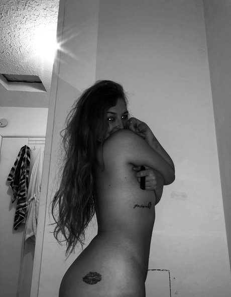 Foto di nudo di fuga di OnlyFans di Shayleahhxoxo