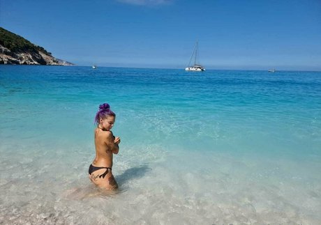 Foto di nudo di fuga di OnlyFans di Spicyrollersg