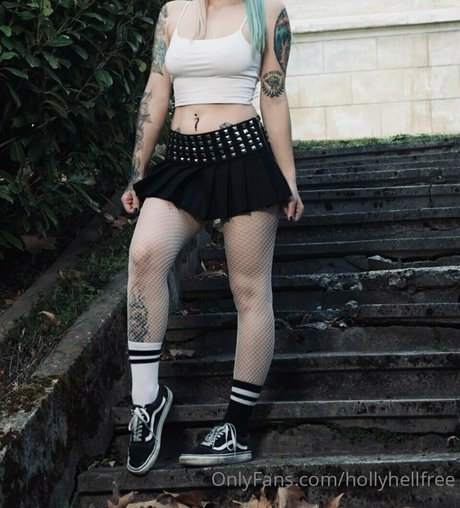 Foto di nudo di fuga di OnlyFans di Hollyhellfree