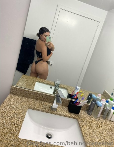 Foto di nudo di fuga di OnlyFans di Naughtynatvip