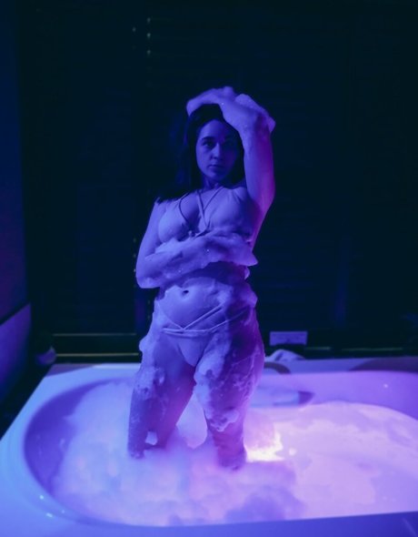 Foto di nudo di fuga di OnlyFans di Sunfyretv