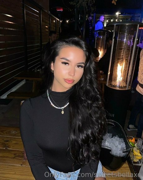 Sweetsbellaxo