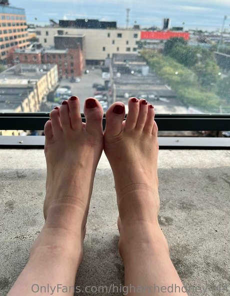 Higharchedhoney444
