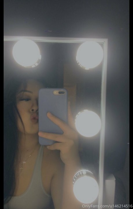 Asianbbygirl18