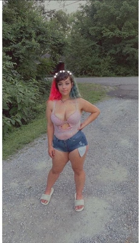 Foto di nudo di fuga di OnlyFans di Harlee Queeni