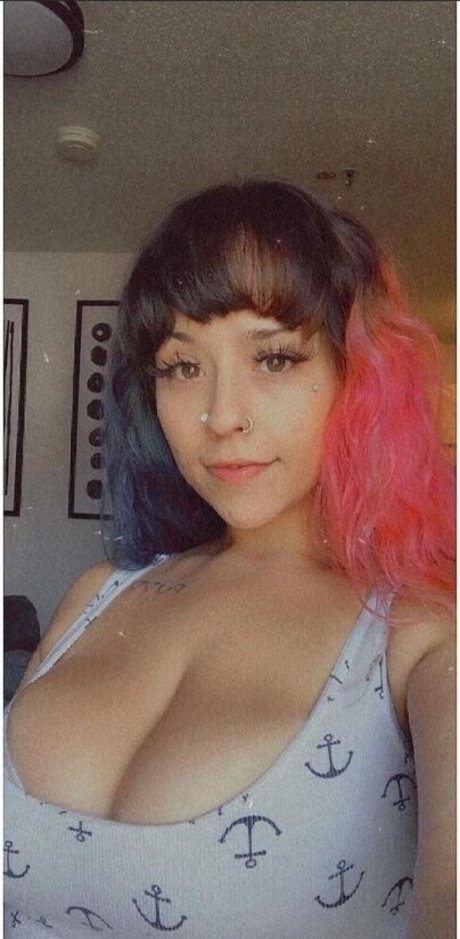 Foto di nudo di fuga di OnlyFans di Harlee Queeni