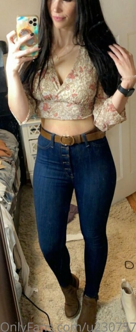 Gabriellarae_is_bae