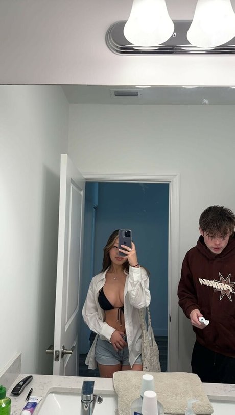 Foto di nudo di fuga di OnlyFans di Paige Taylor
