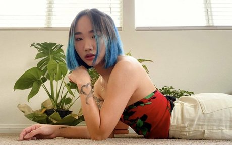 Foto di nudo di fuga di OnlyFans di Lilsojubomb
