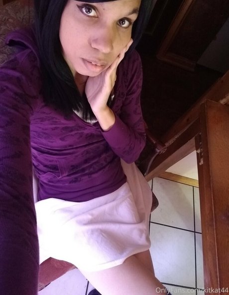 Foto di nudo di fuga di OnlyFans di Kitkat44