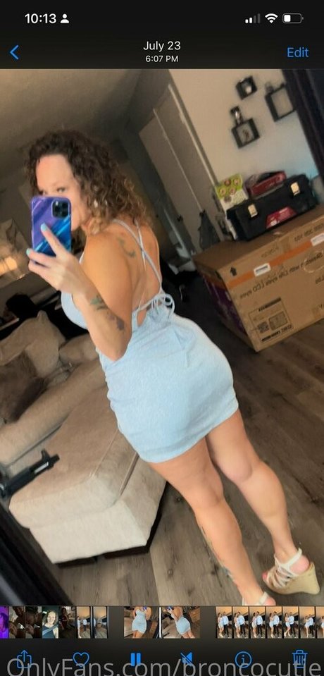 Foto di nudo di fuga di OnlyFans di Broncocutie