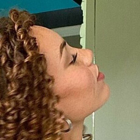 Foto di nudo di fuga di OnlyFans di Bklynnmarie