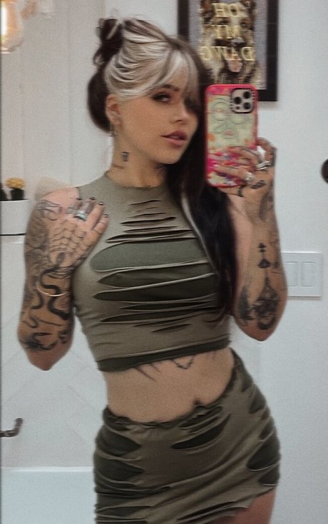 Foto di nudo di fuga di OnlyFans di Cray