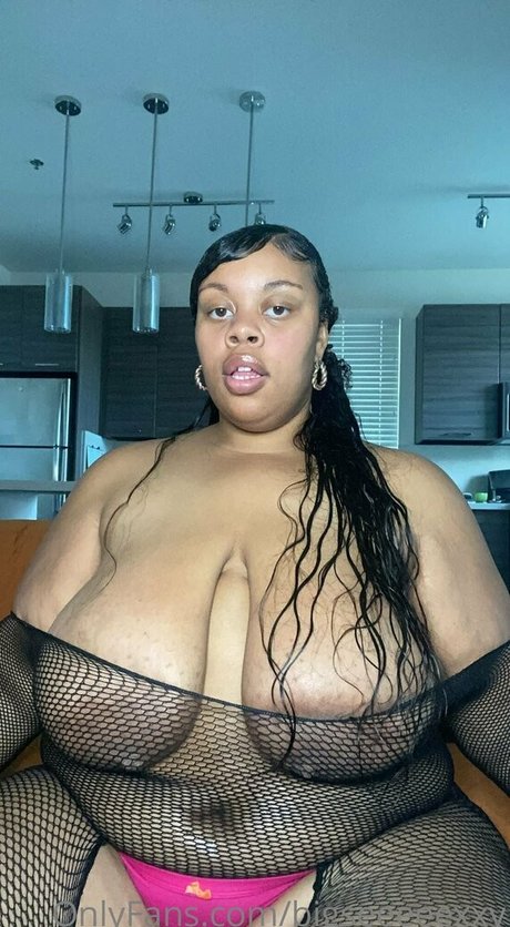 Foto di nudo di fuga di OnlyFans di Bigseeeeexxy