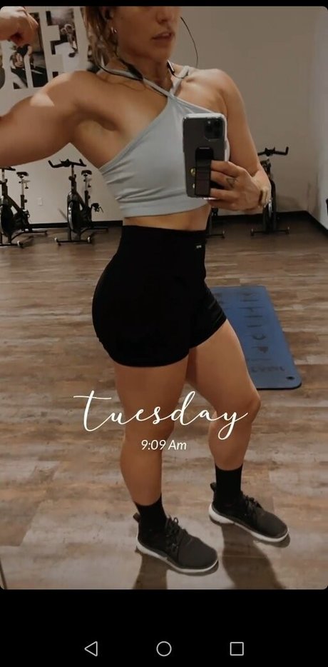 Foto di nudo di fuga di OnlyFans di Raquel Rodriguez