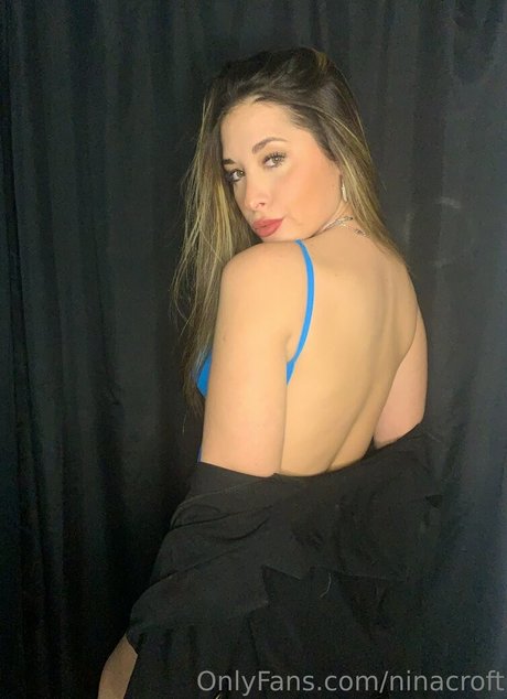 Foto di nudo di fuga di OnlyFans di Ninacroft
