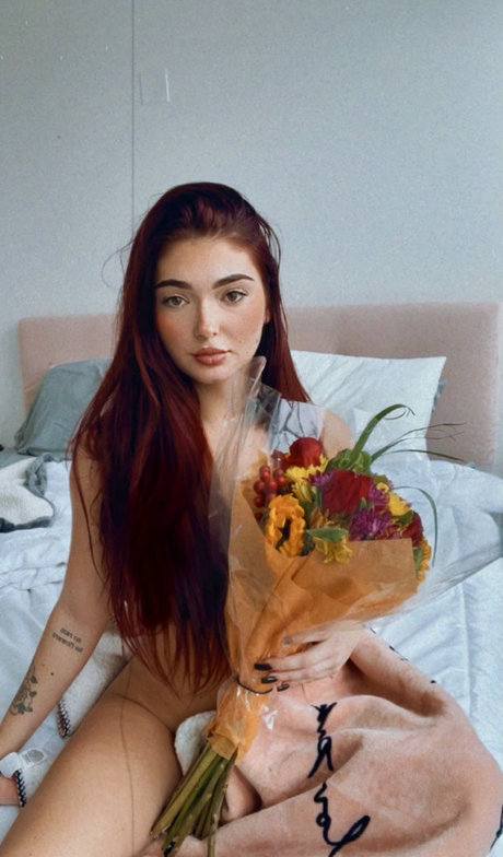 Foto di nudo di fuga di OnlyFans di Hanna Kalasky