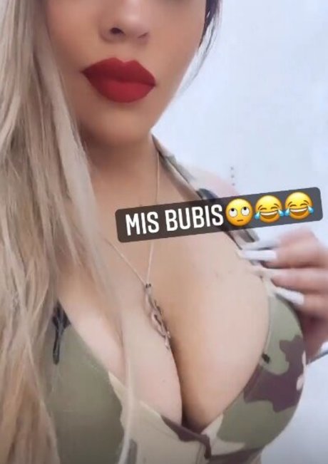 Foto di nudo di fuga di OnlyFans di Stefany Camus Gutierrez