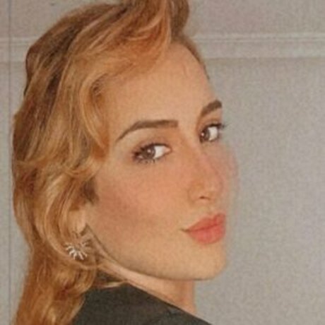 Foto di nudo di fuga di OnlyFans di Paprikath