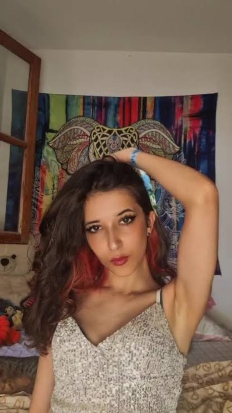 Foto di nudo di fuga di OnlyFans di Candymar