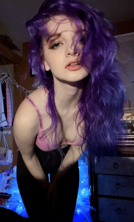 Foto di nudo di fuga di OnlyFans di Aelarose