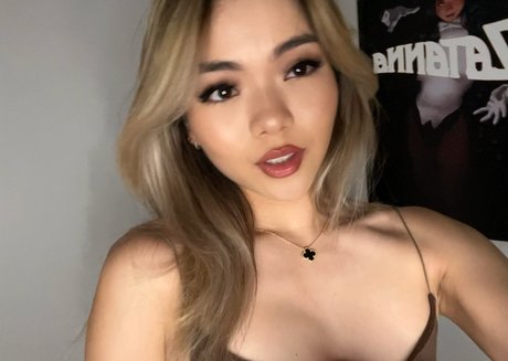 Foto di nudo di fuga di OnlyFans di Tch0m