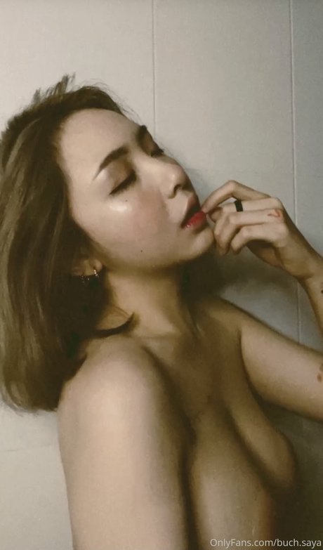 Foto di nudo di fuga di OnlyFans di Bsaya
