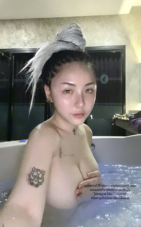 Foto di nudo di fuga di OnlyFans di Bsaya