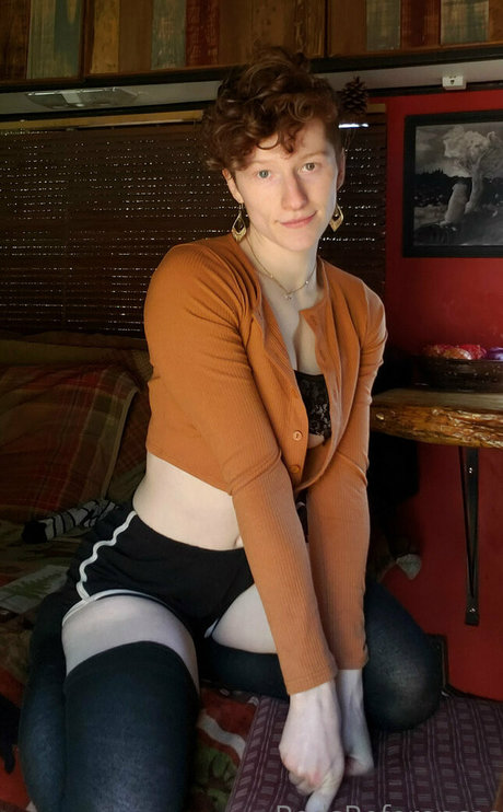 Foto di nudo di fuga di OnlyFans di Redsreferences